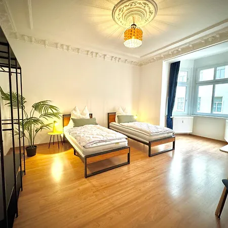 Apartment #1 Rebelrents - 4p - Smart-tv - Wlan - Voll Ausgestattete Kueche *