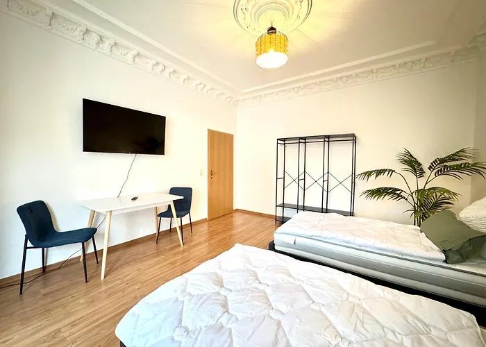 #1 Rebelrents - 4p - Smart-tv - Wlan - Voll Ausgestattete Kueche Zeitz