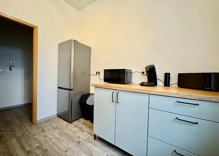 #1 Rebelrents - 4p - Smart-tv - Wlan - Voll Ausgestattete Kueche Apartment Zeitz